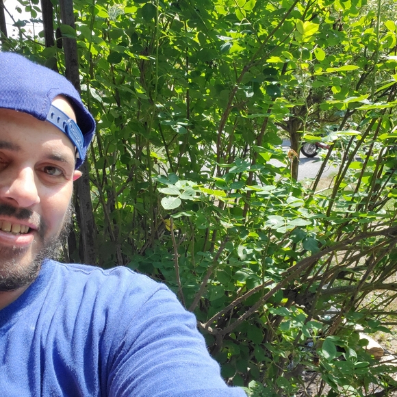 Meet your Posher, Jose - Picture 2 of 6